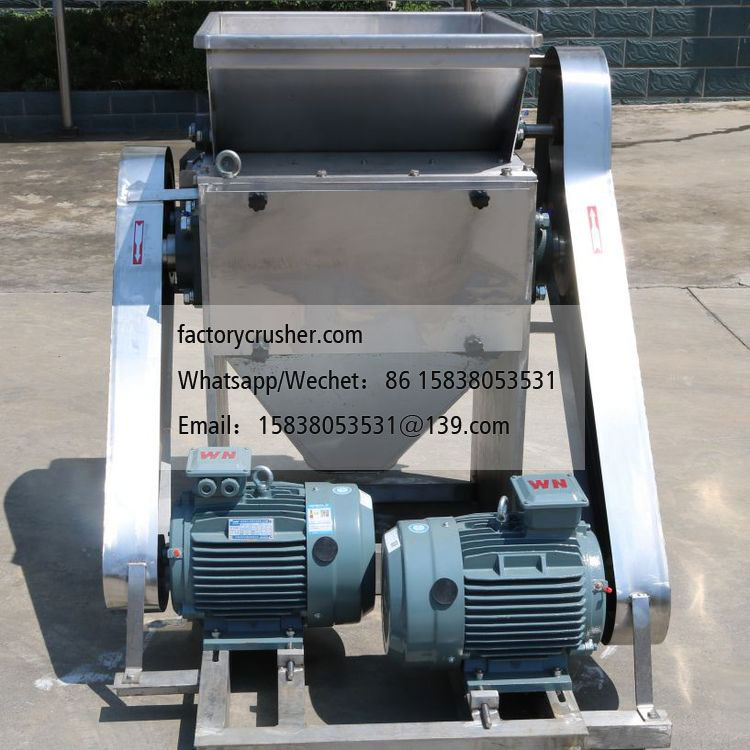 Urea pulverizer