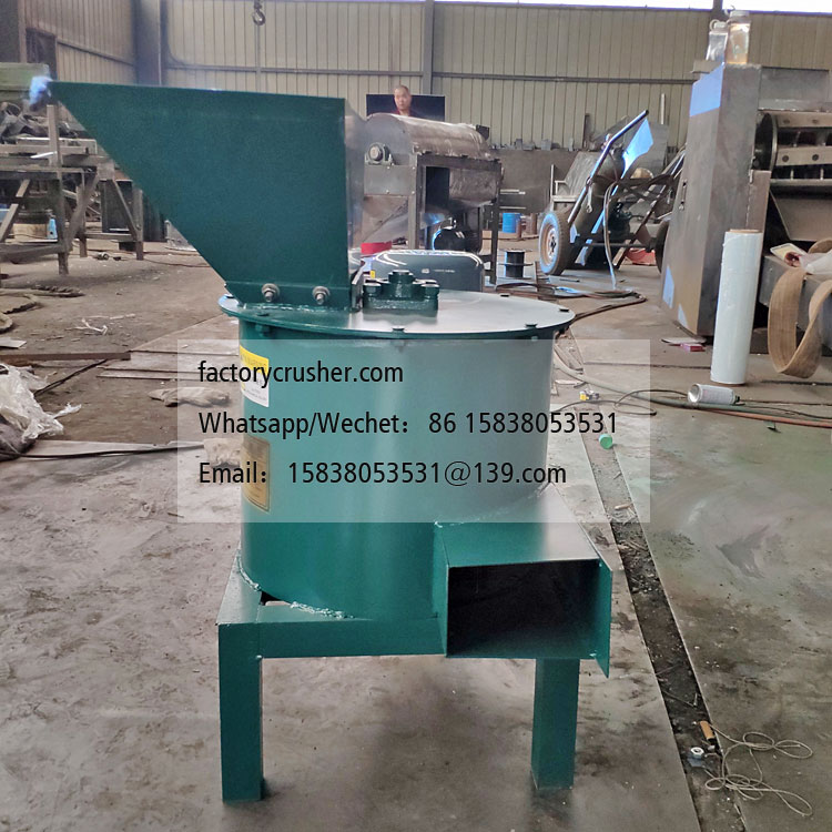 Fruit and Vegetable Crusher