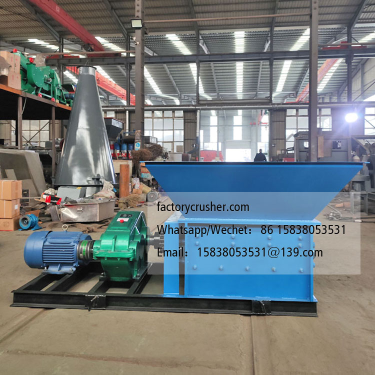 Coal slime and sludge disintegrator, lump breaker, double-roll disintegrator
