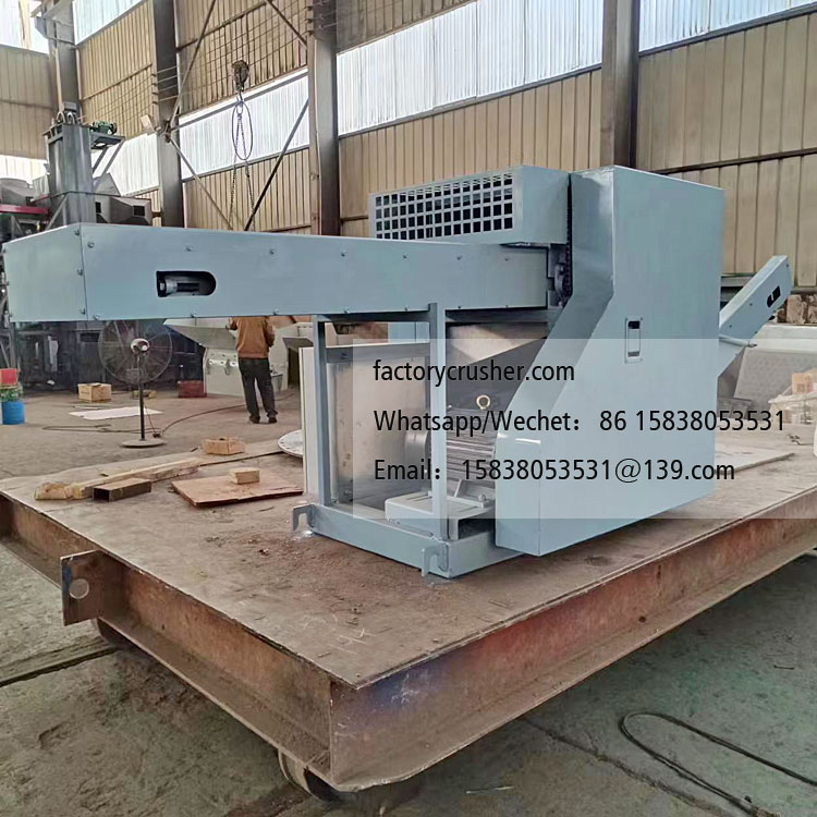 Waste clothing shredder, non-woven fabric shearing machine