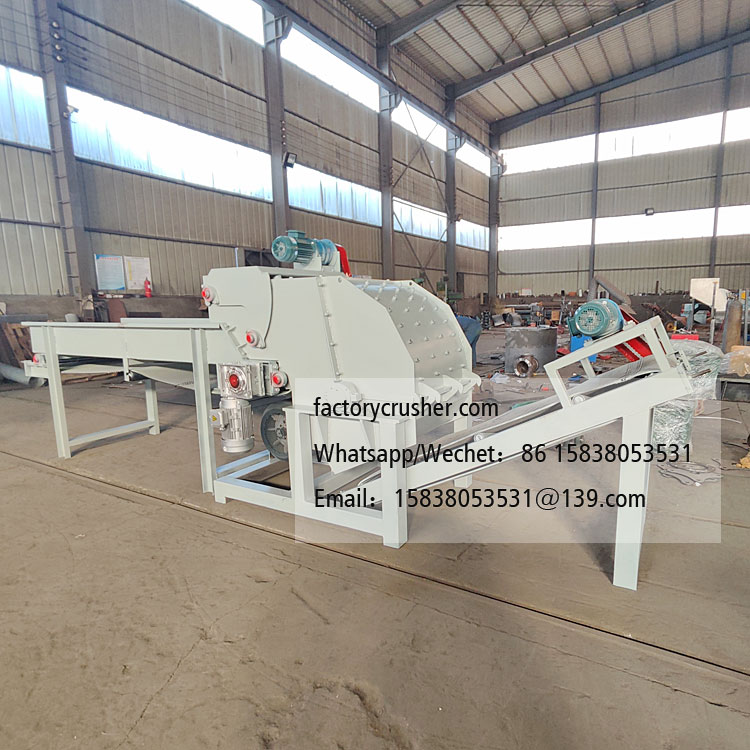 Forced-feed wood shredder, branch and straw crusher, bamboo shredder