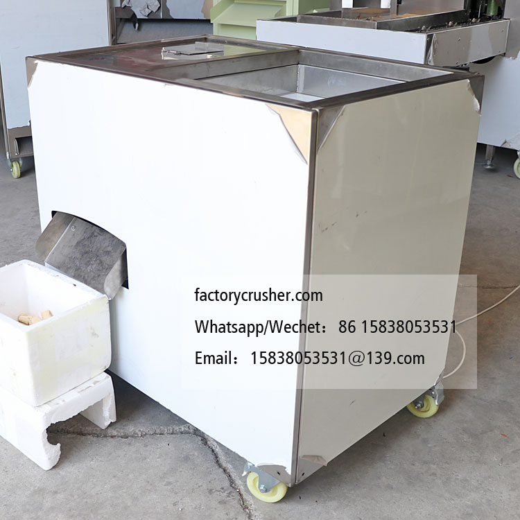 Green banana peeling machine, canna peeling machine