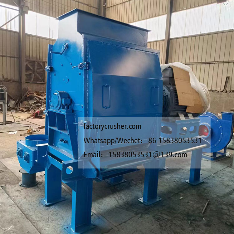 Water droplet shredder, wood chip and straw shredder