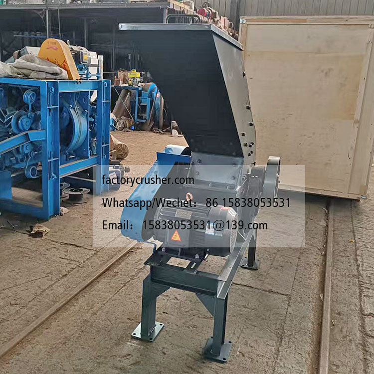 Beer bottle crusher