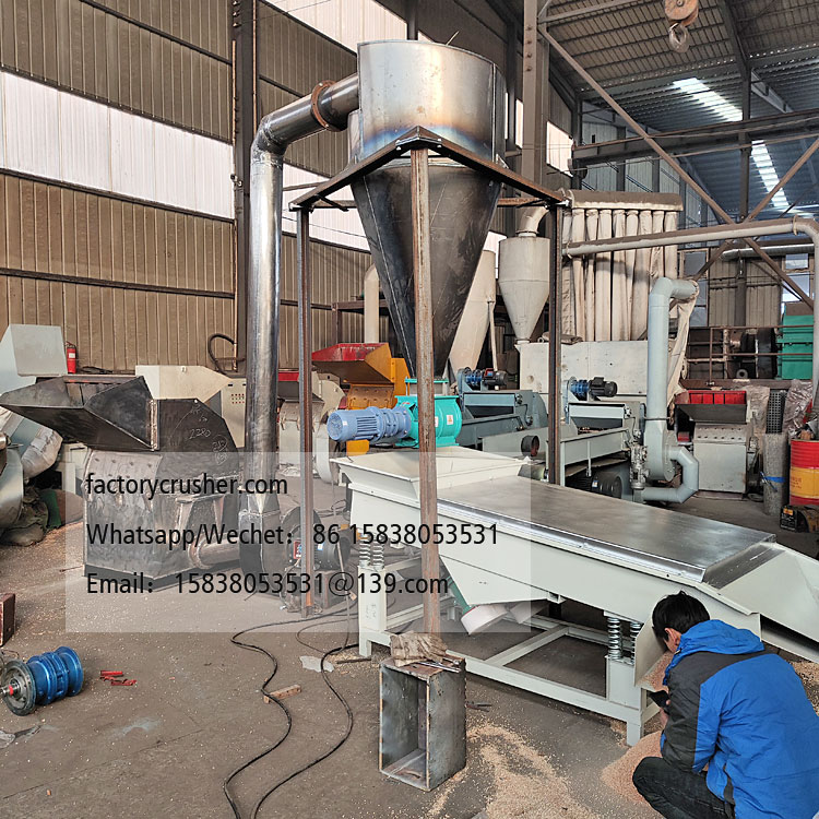Corn cob crusher