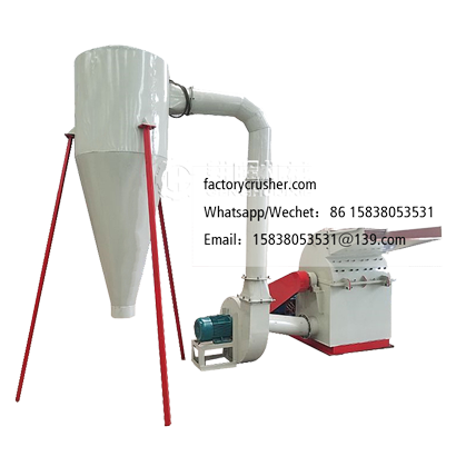 Pine needle crusher with dust removal