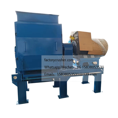 Water droplet shredder, wood chip and straw shredder